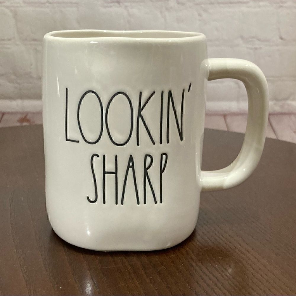 RAE DUNN ARTISAN COLLECTION MUG “lookin sharp” new